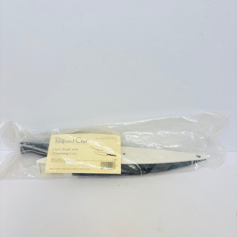 Pampered Chef Chef's Knife 8" Kitchen Black Self-Sharpening Case 8 Inch